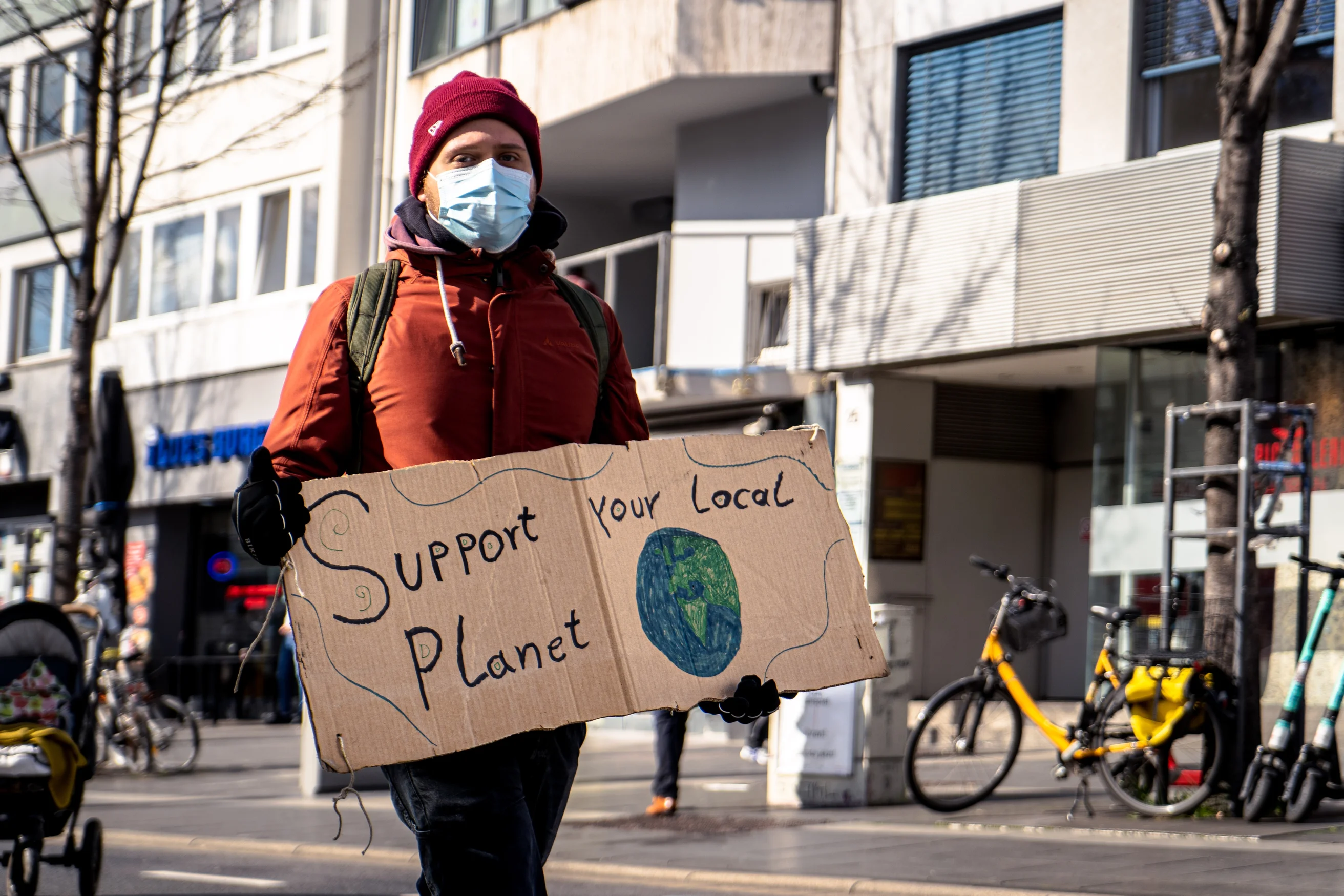 mika-baumeister-support your local Planet